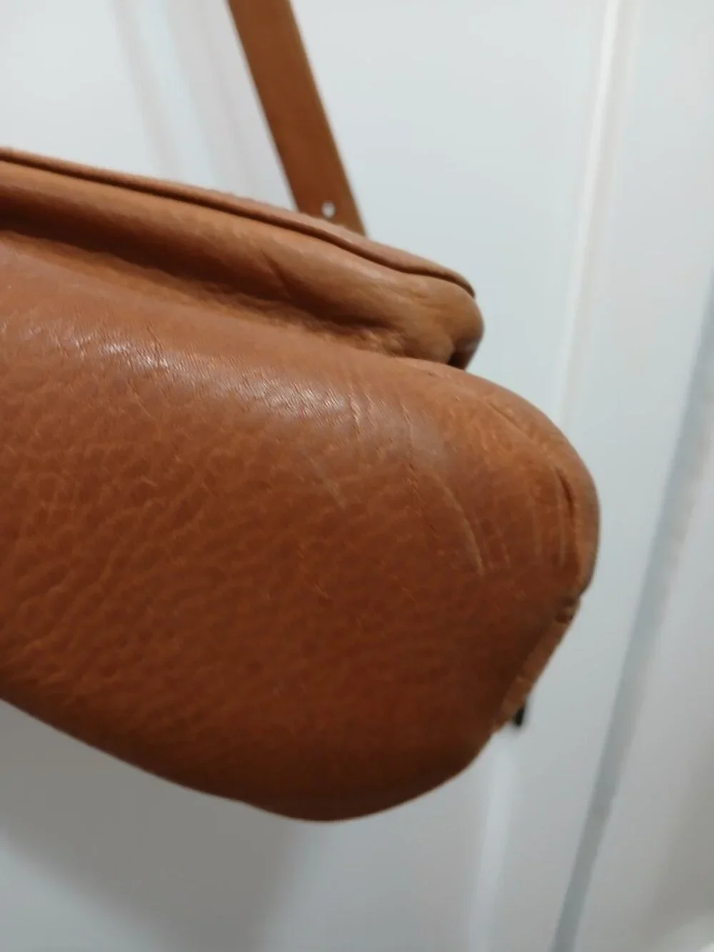 Fossil Leather Mailbag